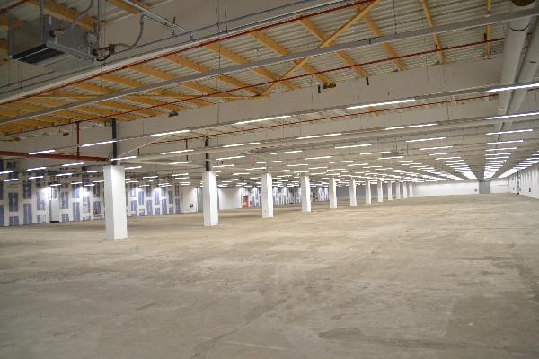 Halle 3 Innenansicht.jpg