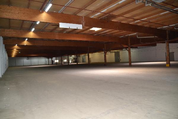 Halle 2 Innenansicht.jpg