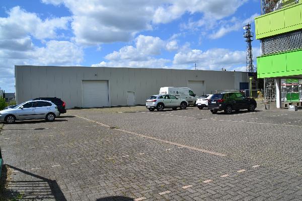 Eingangstore Halle 3.jpg