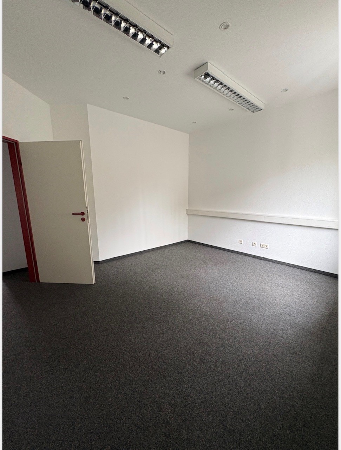 Büro 2.jpg