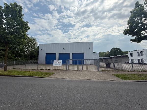 Am Gut Baarking 14_Foto_Sektionaltore.jpg