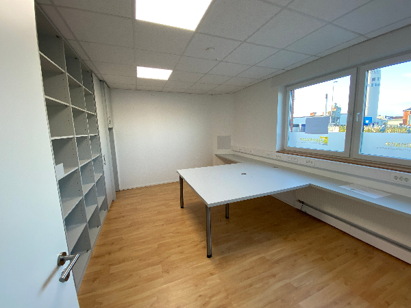 Einsteinstraße 12 Büro 6.jpeg