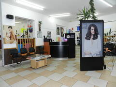 Ladenlokal unten 2.JPG