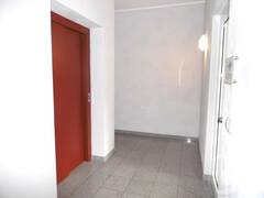 Aufzug und Hausflur.JPG