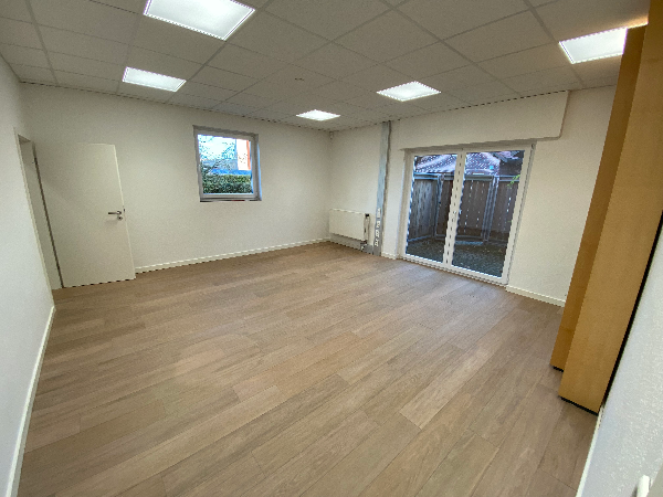 Einsteinstraße 12 Büro 3.jpeg