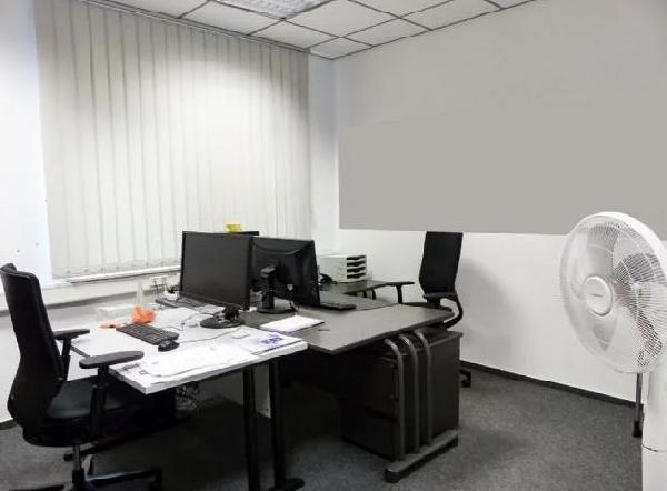 Büro5.JPG