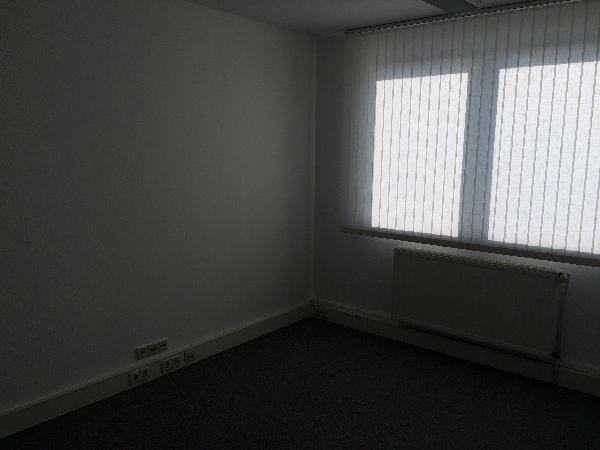 4. Büro.JPG