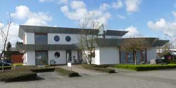 Von Braun Straße 34.jpg