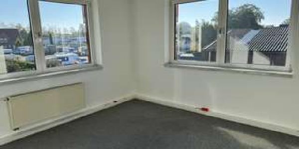 Büro2 VB34.jpg